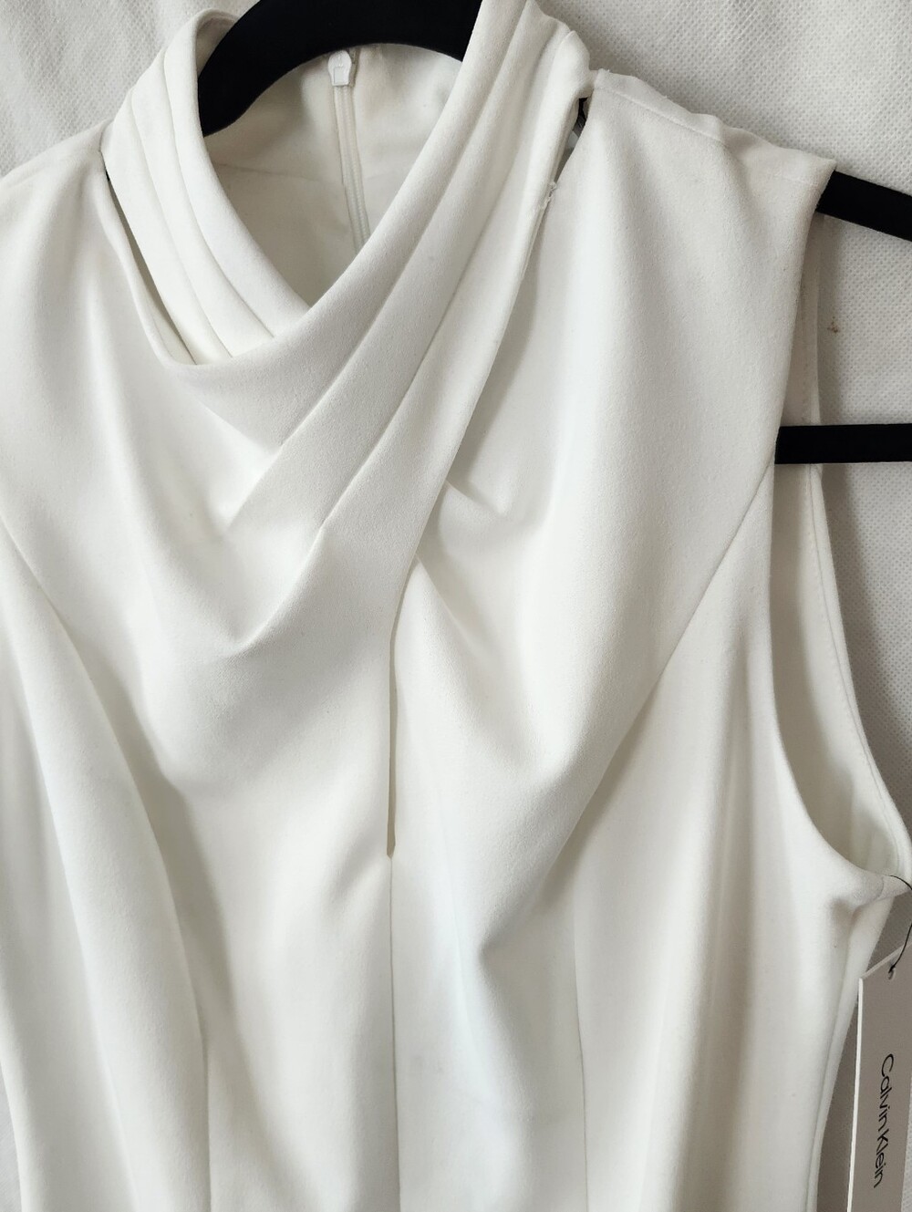 Calvin Klein Sleeveless Cowl Neck Draped Sheath Dress in Cream Sz 6 - Picture 4 of 7